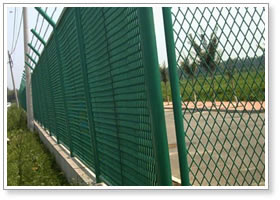 Expanded Wire Fencing